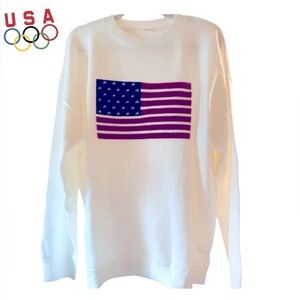 New In The Package Flag 🇺🇸 Pattern Long Sleeve Round Neck Sweater. White. Medium